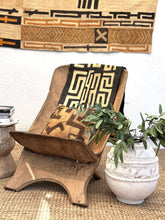 Load image into Gallery viewer, African Farmhouse Folding Stargazer Chair