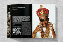 Load image into Gallery viewer, Ice Cold. A Hip-Hop Jewelry History (German, French, English)