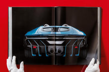 Load image into Gallery viewer, Ultimate Collector Cars (English)
